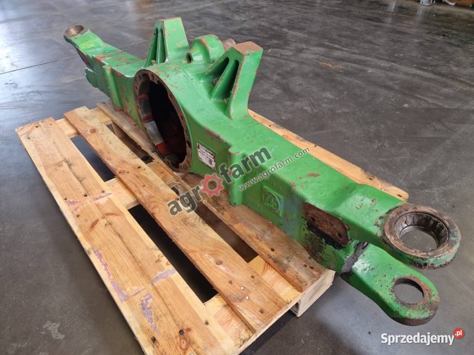 Obudowa przedniego mostu John Deere 4650 4450 Byków