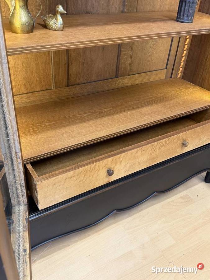 BIBLIOTEKA czekoladowa witryna Ludwik XV Francja wielkopolskie Poznań