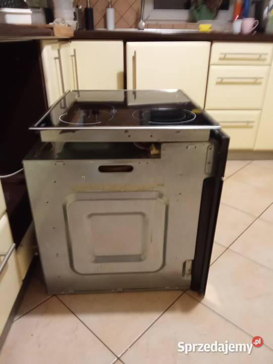 Kuchnia elektryczna Amica do zabudowy z płytą Iława