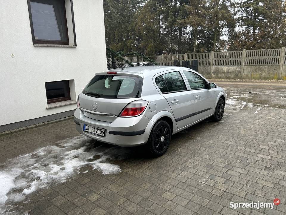 Opel Astra H 18 i Elegance Klimatyzacja elektrochrom. lusterka boczne wielkopolskie Ostrzeszów sprzedam