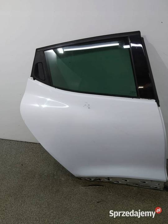DRZWI PRAWE TYŁ DV369 Renault Clio IV 20122019 osobowe świętokrzyskie