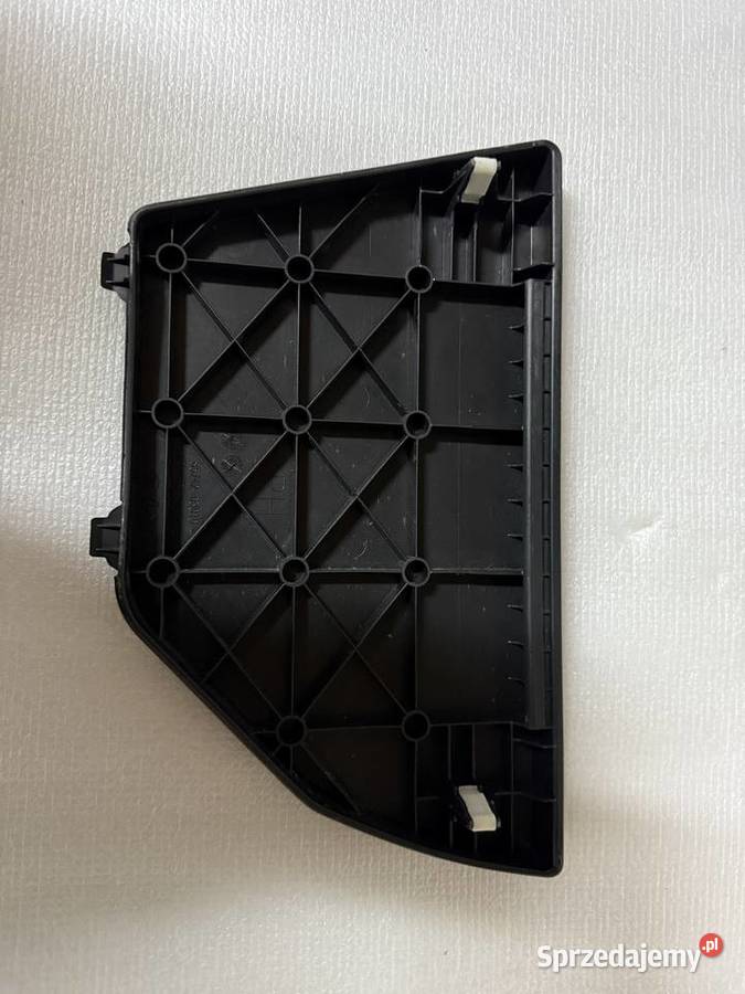 Zaślepka tapicerki bagażnika prawa strona Kolbuszowa Dolna