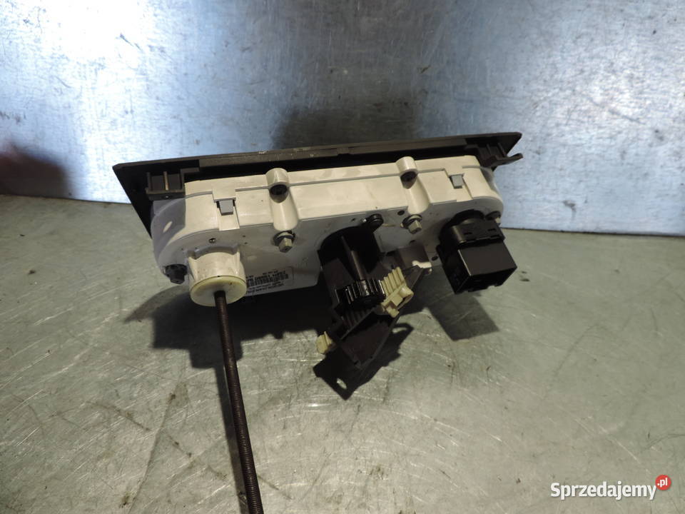 PANEL NAWIEWU KLIMY FORD FIESTA MK6 FL Nowy Sącz
