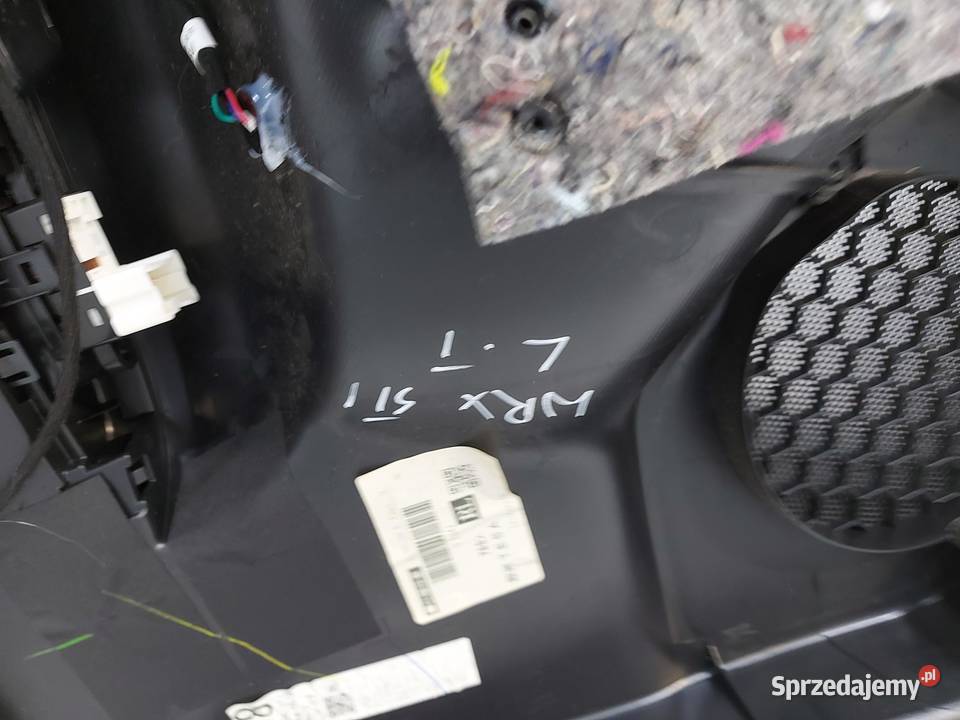 Subaru WRX STI 2015r boczek tapicerka drzwi lewa