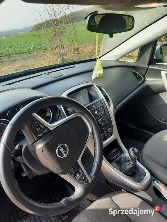 Piekny Opel Astra 14 turbo LPG Wolbrom