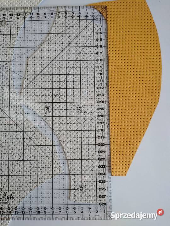 Skóra Licowa Włoska Perforowana małe kawałki Gdańsk