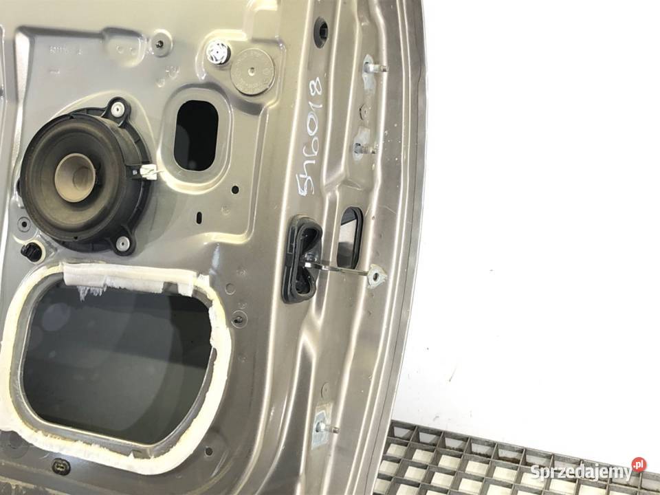DRZWI LEWY PRZÓD RENAULT MEGANE III Hatchback sprzedam