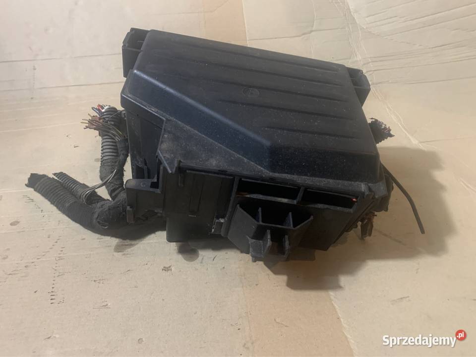 Skrzynka bezpieczników 13140089 opel corsa c zachodniopomorskie