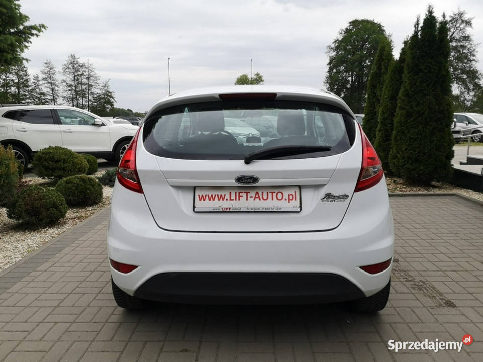 Ford Fiesta 125 16V 60 Klimatyzacja Isofix wspomaganie kierownicy Fiesta Strzegom