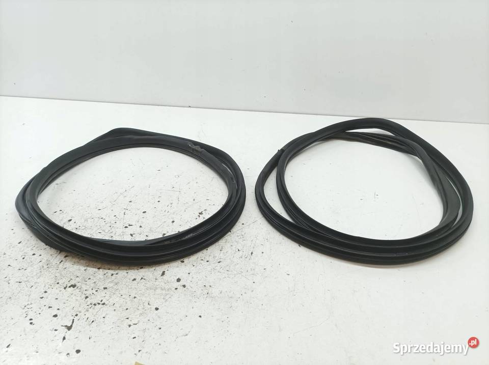 USZCZELKA DRZWI PRAWY LEWY TYŁ KAROSERYJNA UFO