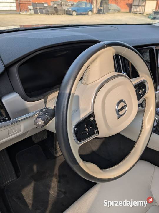 Volvo V90 IntelliSafeautopilot Biala skóra super Rok produkcji 2017 Wrocław
