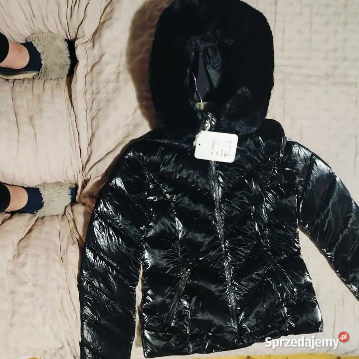Czarna damska kurtka z genialnym futrzanym Legnica