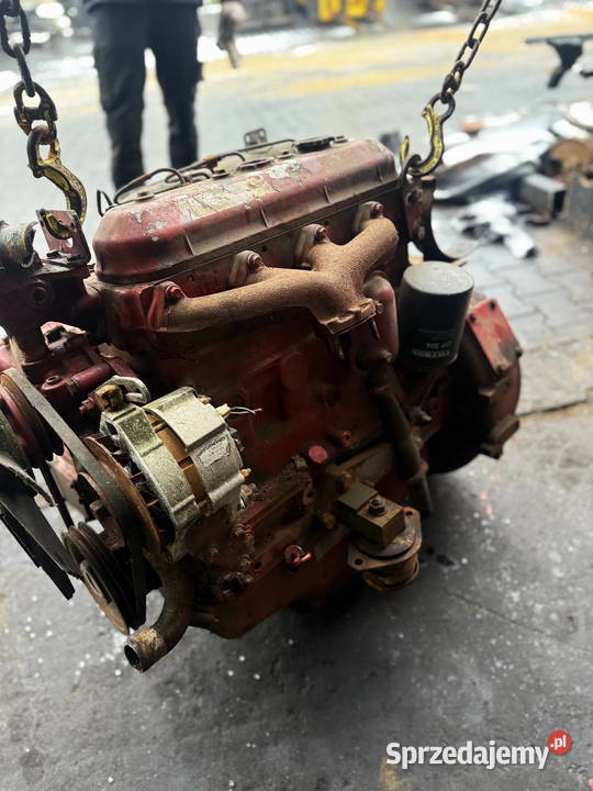 silnik 4cylindrowy FIAT Iveco ciągnik CASE łódzkie Działoszyn