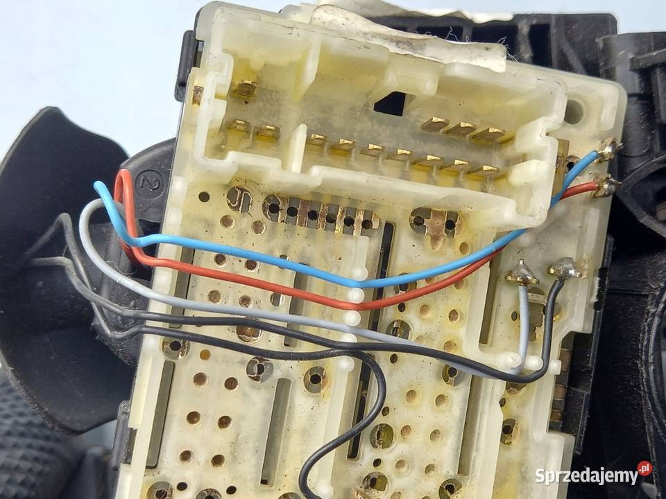 RENAULT TRAFIC III 15r przełącznik zespolony Rok produkcji 2015 świętokrzyskie