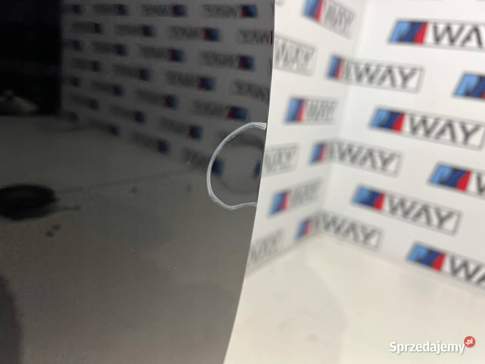 BMW F31 DRZWI PRAWY TYŁ TYLNE PRAWE 668 SCHWARZ Drzwi sprzedam