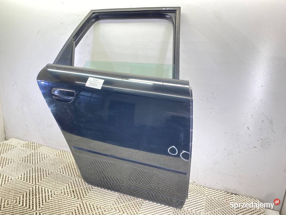 DRZWI PRAWY TYŁ AUDI A4 B7 Kombi 0408