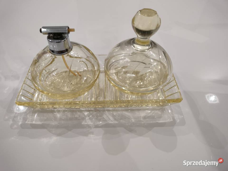 Sprzedam stary zestaw toaletowy PRL vintage art