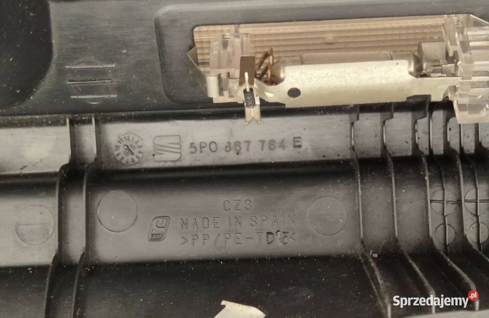 MOCOWANIE PÓŁKI BAGAŻNIKA PRAWE LEWE SEAT ALTEA sprzedam