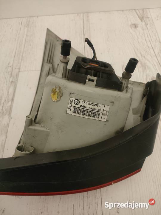 Golf V lampa tył Swarzędz