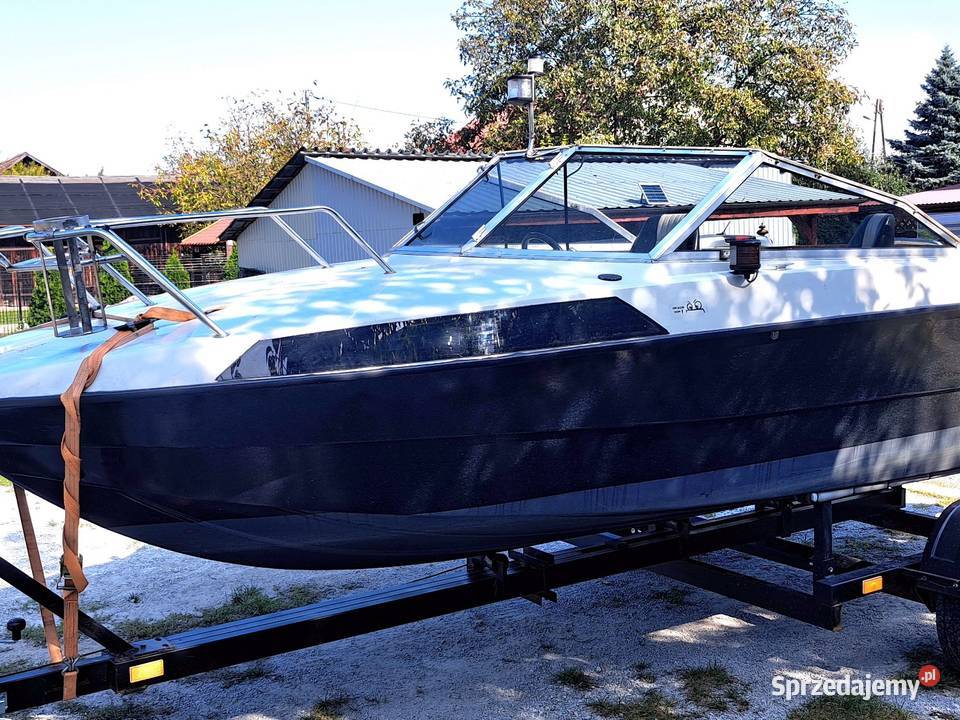 Łódź motorowa kabinowa Nidelv 18z Łodzie i motorówki Łodzie i motorówki Chmielów