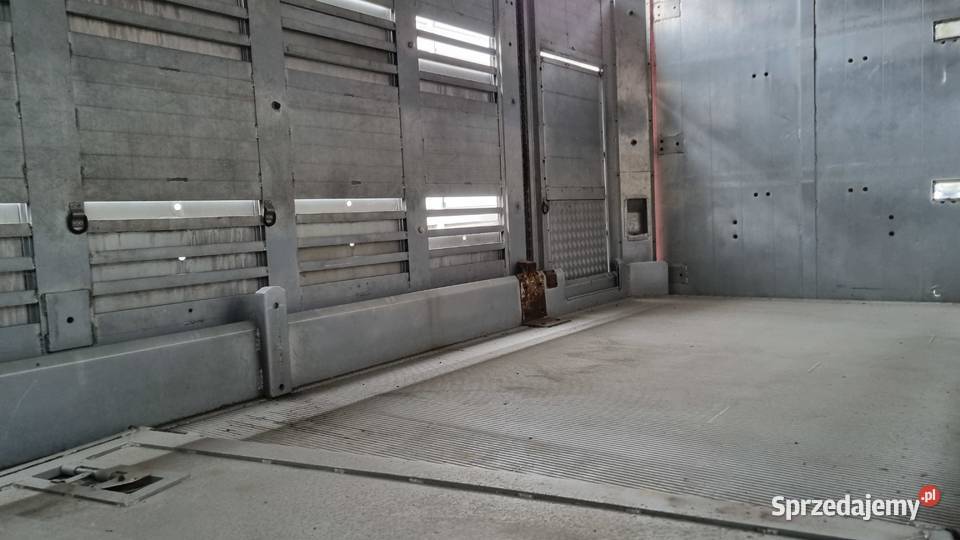 Przyczepa do przewozu zwierząt KASTPOL Zaslaw Płudy