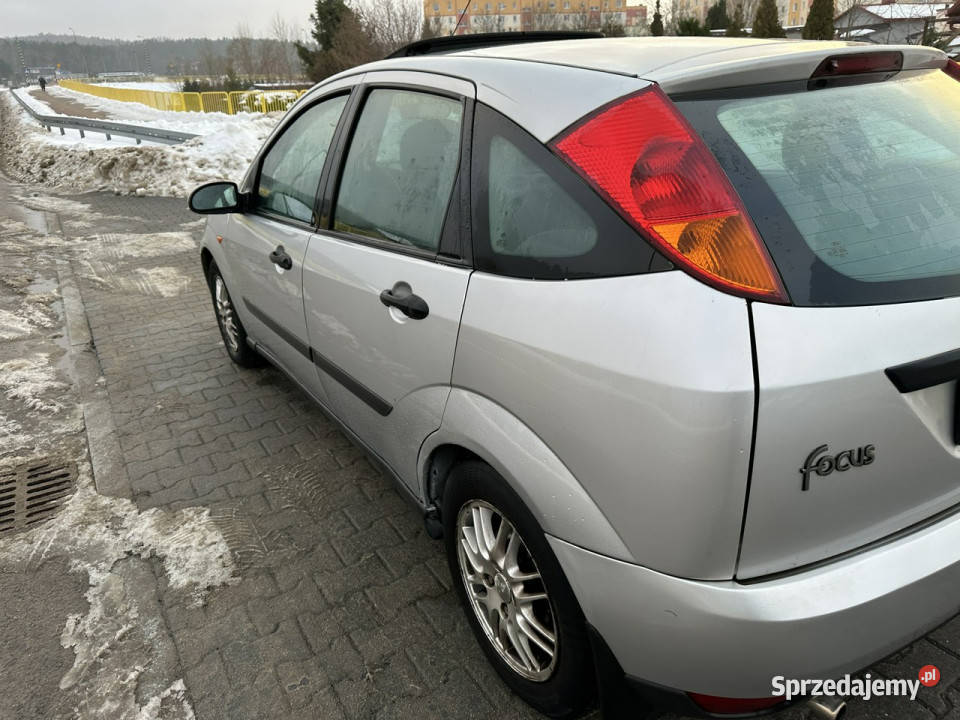 Ford Focus Niezawodna benzyna 14 podg szyba nieuszkodzony Focus Wejherowo