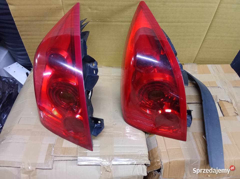 Nissan Primera P12 lampy tylne lewa wersja sprzedam