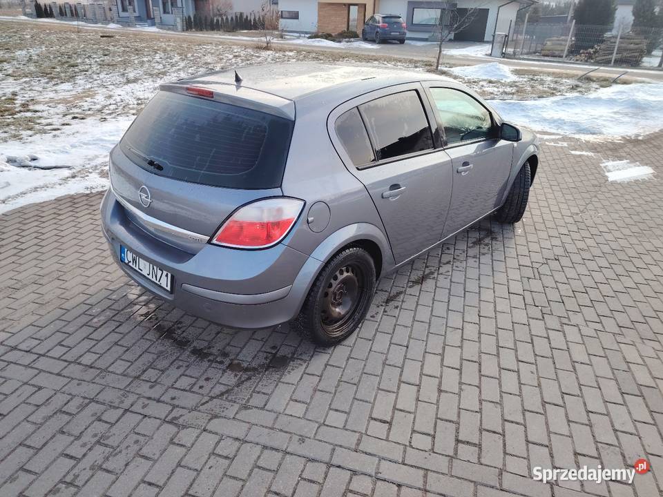 Opel Astra H 5 drzwi klima Rok produkcji 2006 Unisławice