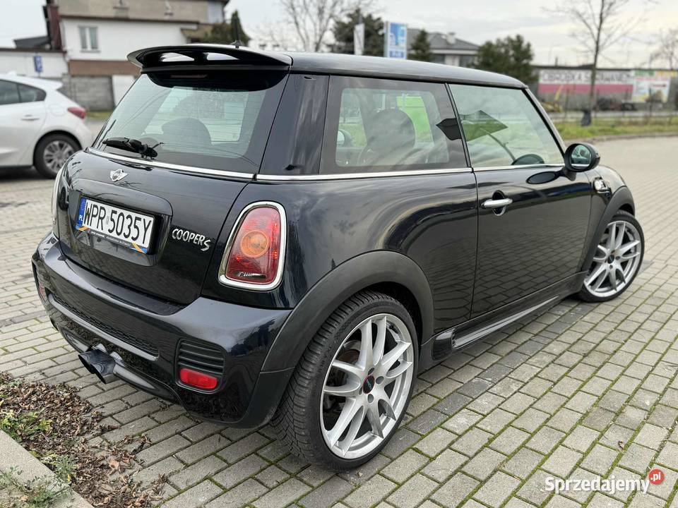 Mini Cooper S Pakiet JCW Zmieniony Wydech nieuszkodzony