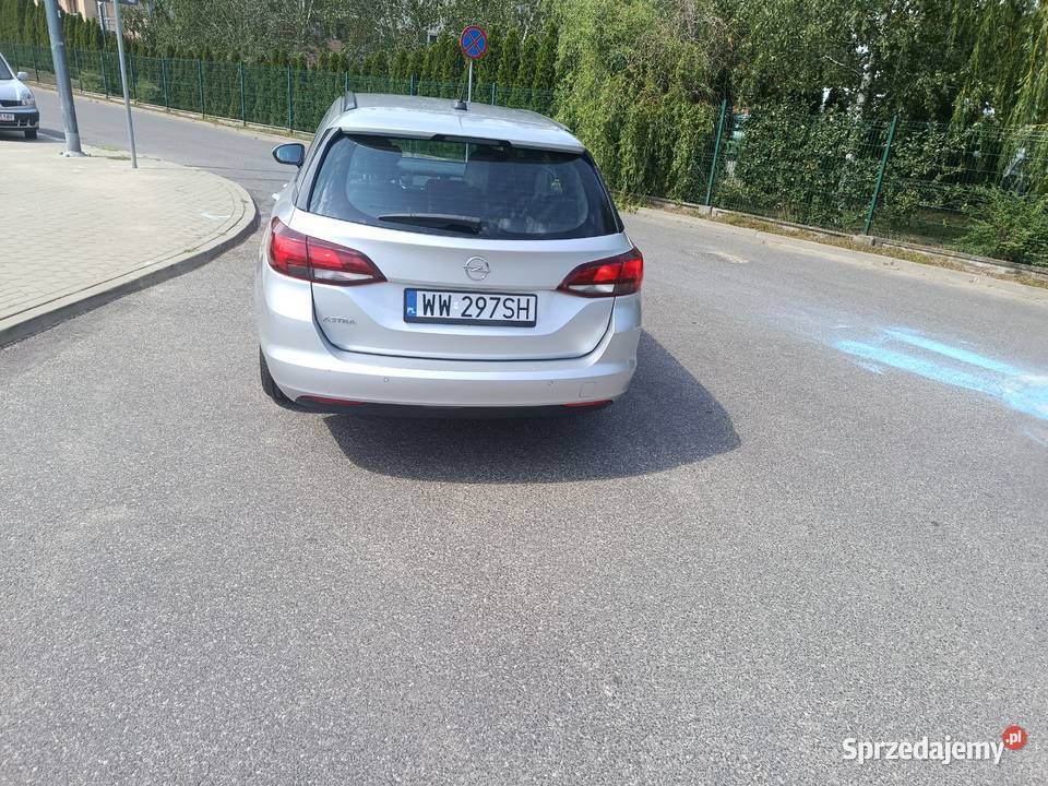 Opel Astra Salon Polska Fv 23 Warszawa