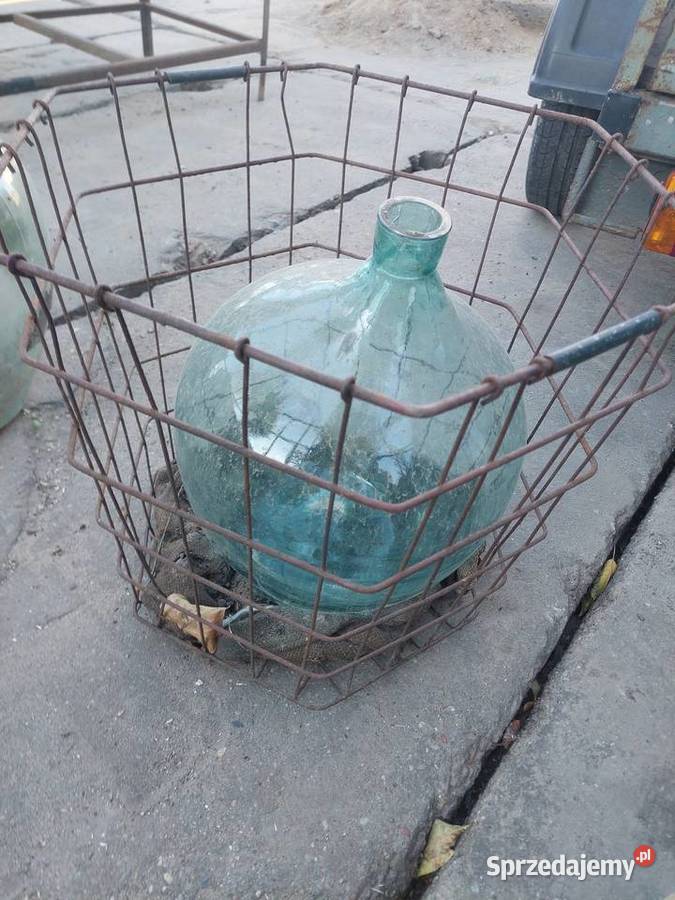Butle do wina stare z koszem wielkopolskie Koziegłowy