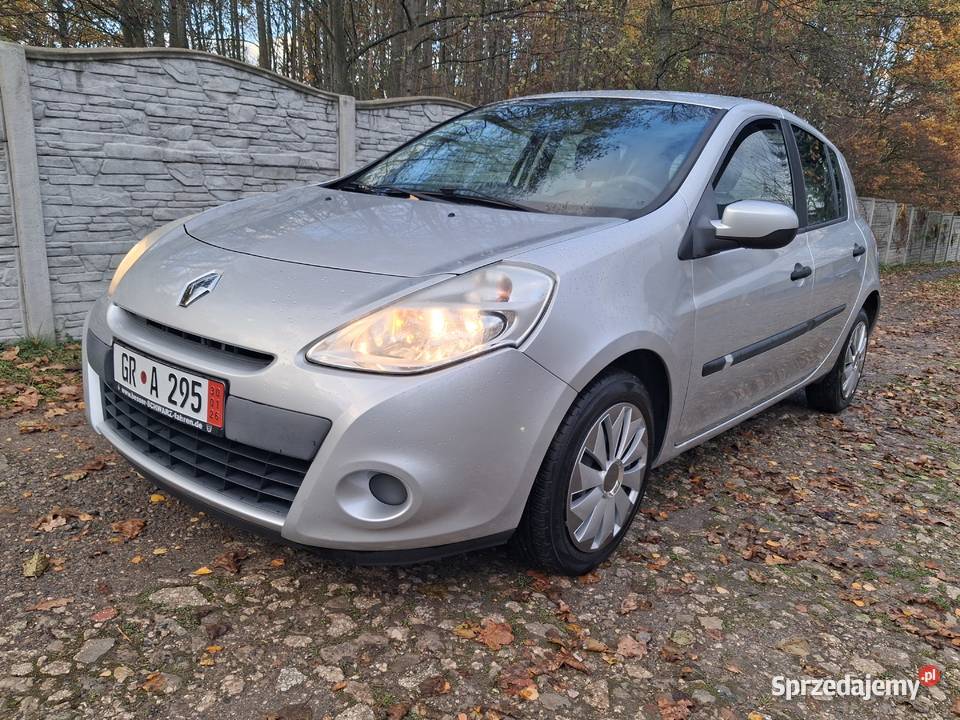 Renault Clio II 12 Klimatyzacja 111700 2011r immobilizer Starachowice sprzedam