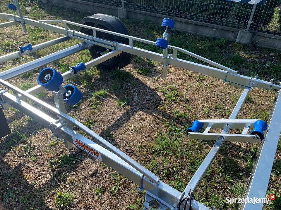 Przyczepa podłodziowa do 6m 1300DMC hamowana Piła
