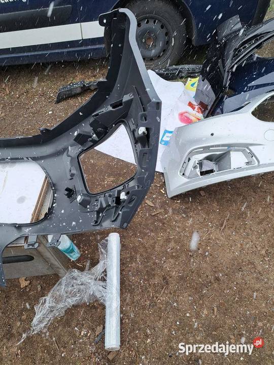 Zderzak przedni przód Peugeot 308 I T7 Lift 2011