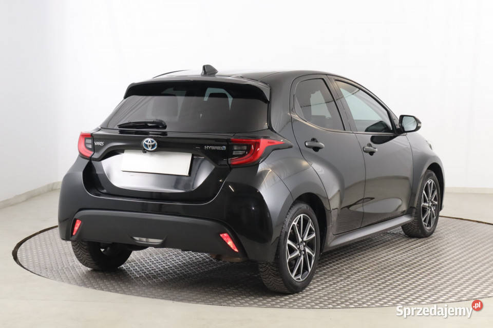 Toyota Yaris 15 VVTi Hybrid