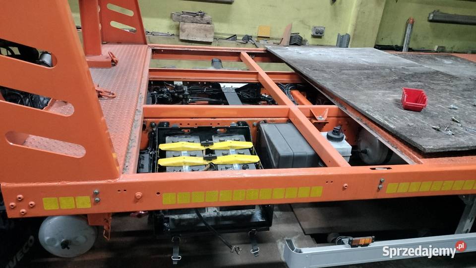Iveco 100e18 auto laweta pomoc drogowa specjalny małopolskie Iwkowa sprzedam