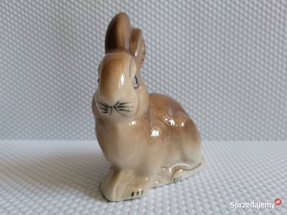 Stara figurka porcelanowa Królik Zając porcelit Katowice