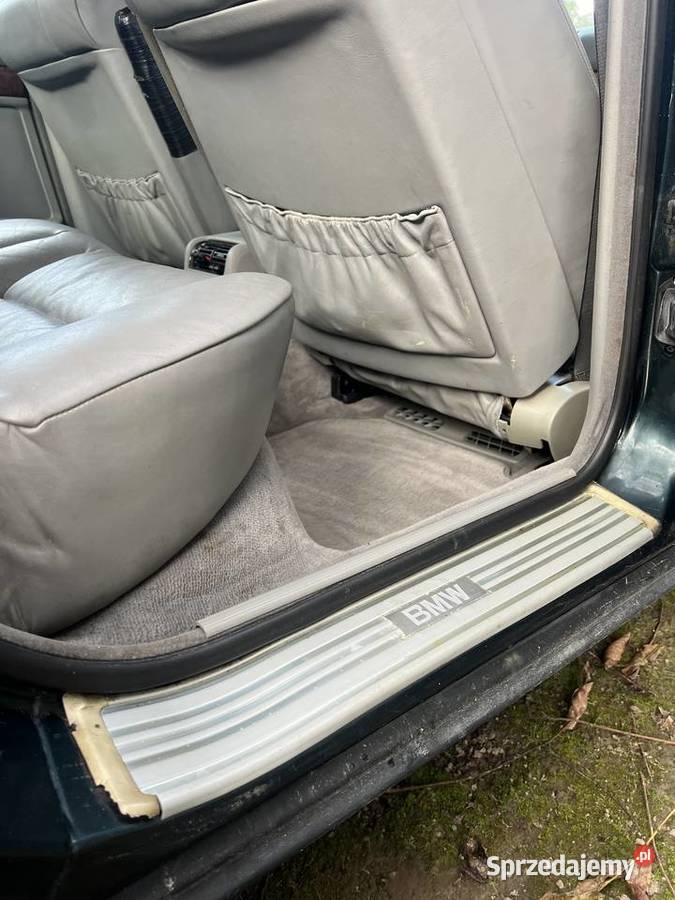 BMW E32 części wnętrze rolety roletki trójkąty Przeworsk