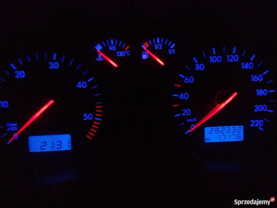 passat b5 19 tdi kombi SKÓRA srebrny Passat Goryń