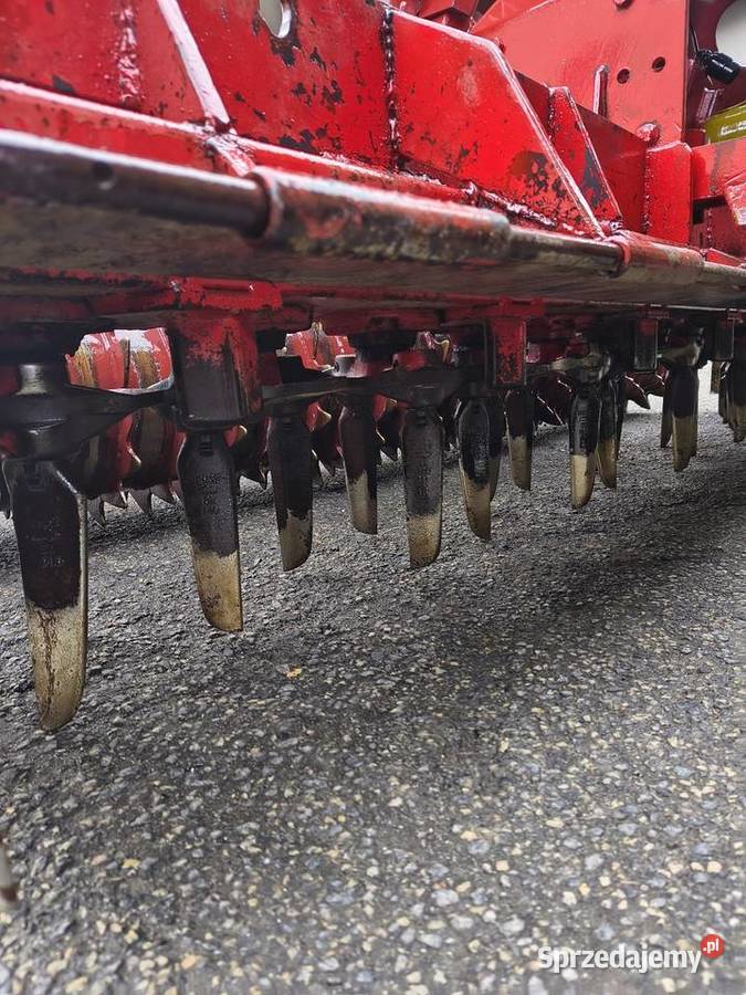 Zestaw uprawowo siewny Accord z broną wirnikową śląskie Miedźna
