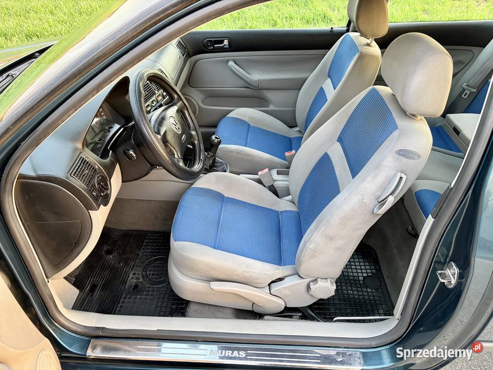 VW GOLF 16 MPI Benzyna 105 23 lata jeden wł