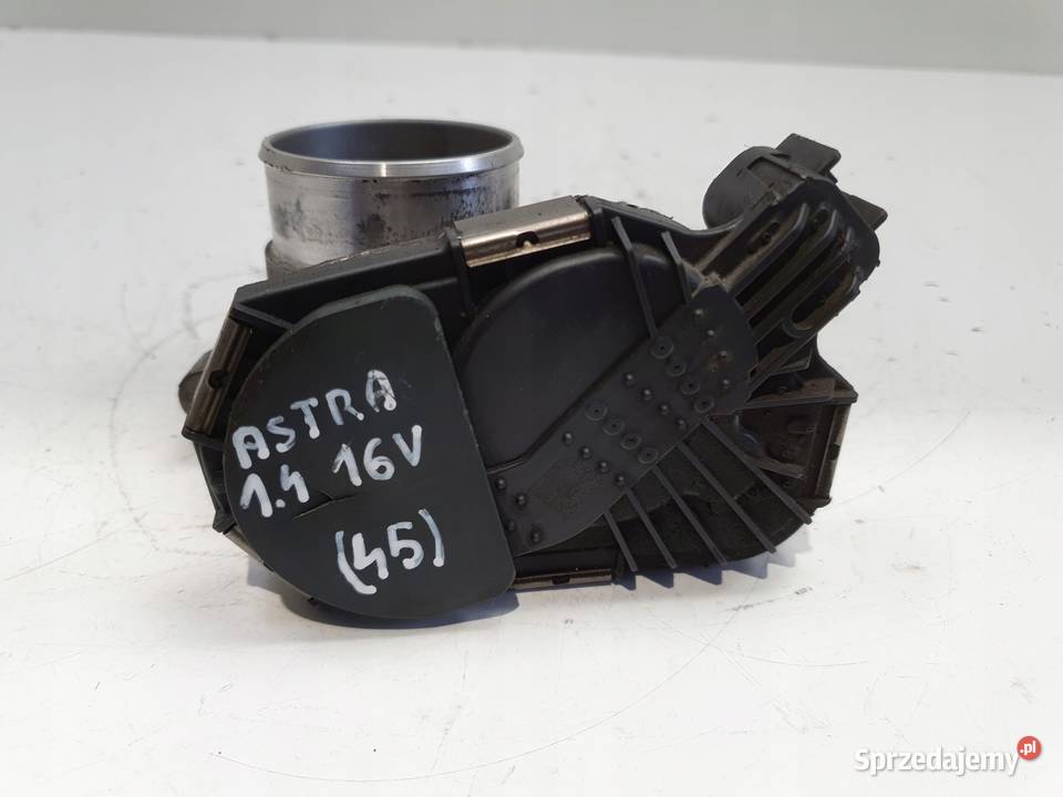 PRZEPUSTNICA Opel Astra III H 14 16V 55562270 osobowe Chełm