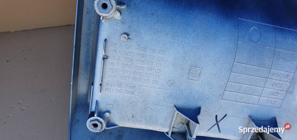 ACTROS MP4 STOPIEŃ STOPNICA PRAWA NADKOLE Bieleń sprzedam