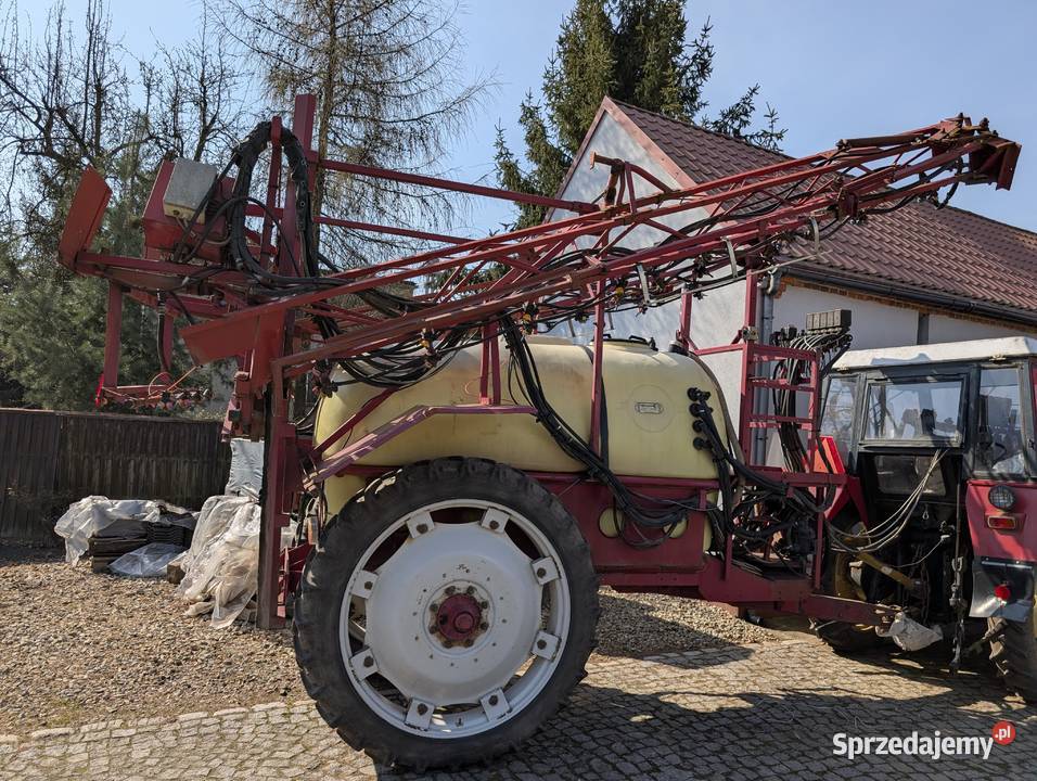 Opryskiwacz Hardi 2400 L lance 1815 m Hardi Zaczepiane