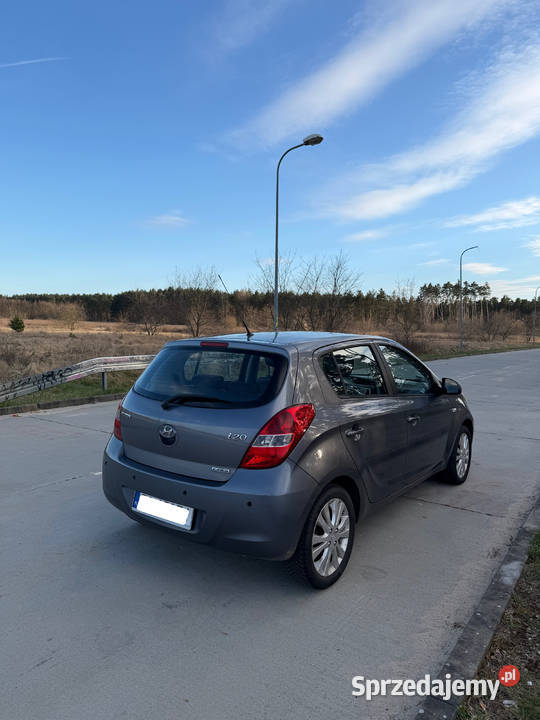 Hyundai i20 16 CRDi 2010 165 1582cm3 Szczecin