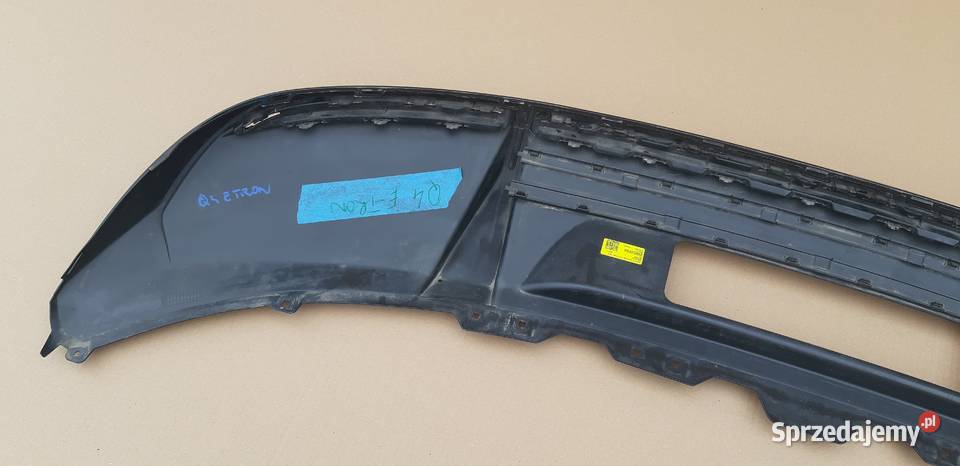 AUDI Q4 ETRON DOKŁADKA ZDERZAKA TYŁ DYFUZOR Bieleń