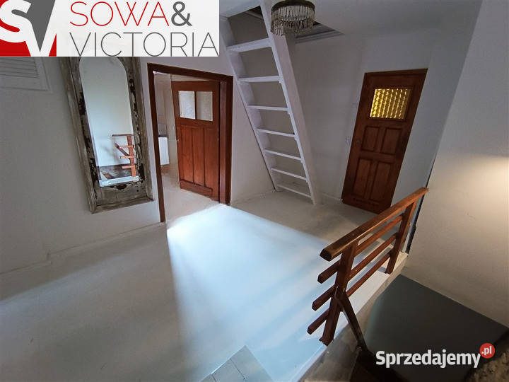 Dom w stylu hiszpańskim w Górach Sowich Sierpnica