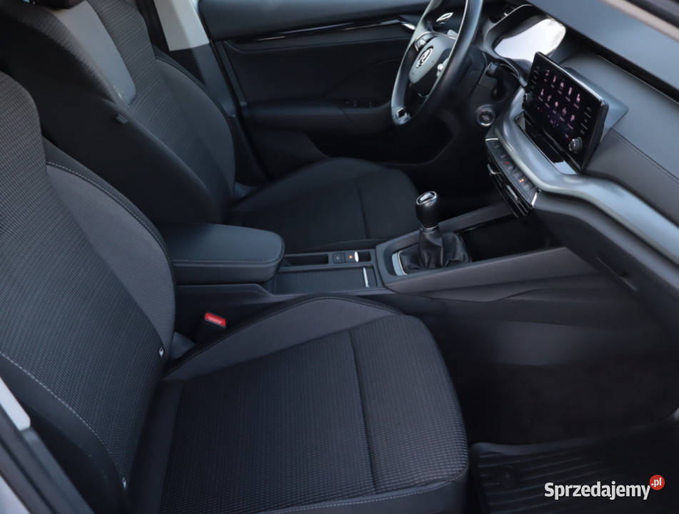 Skoda Octavia 15 TSI asystent pasa ruchu Lublin