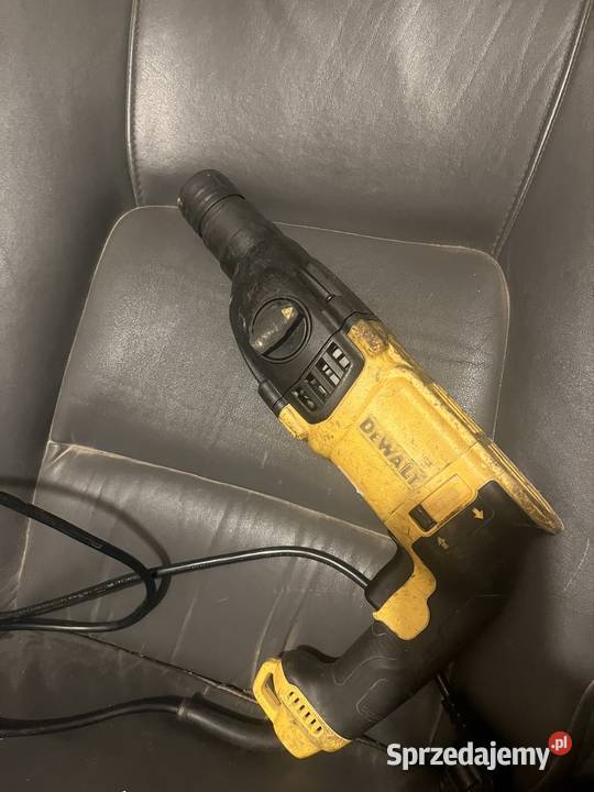 Młotowiertarka Dewalt D25133 Dęblin