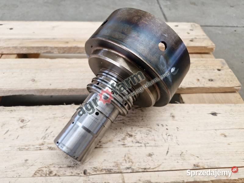 Kosz sprzęgła Holland T4020 TN55 TN70 TN85F Byków